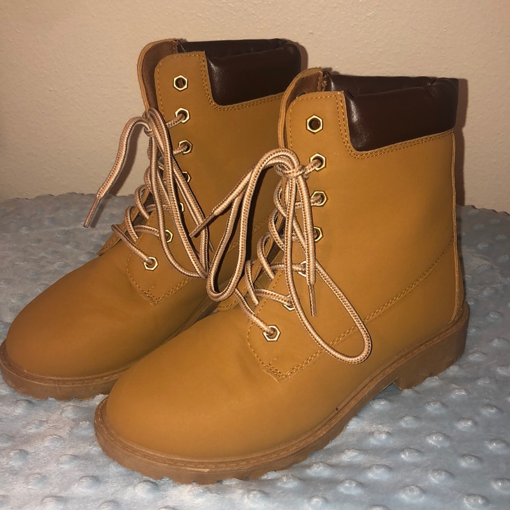 Brown Boots!